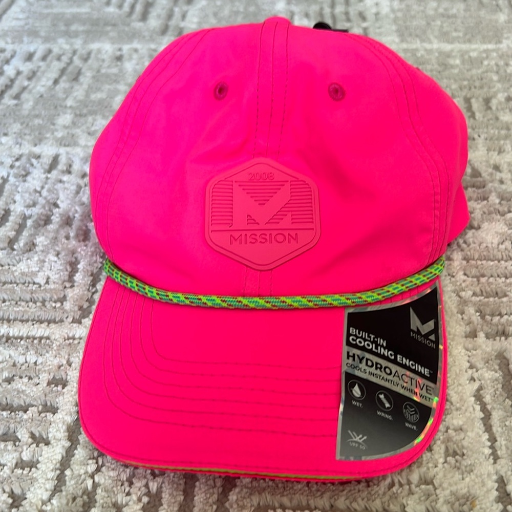 New! MISSION Cooling Women’s Hat